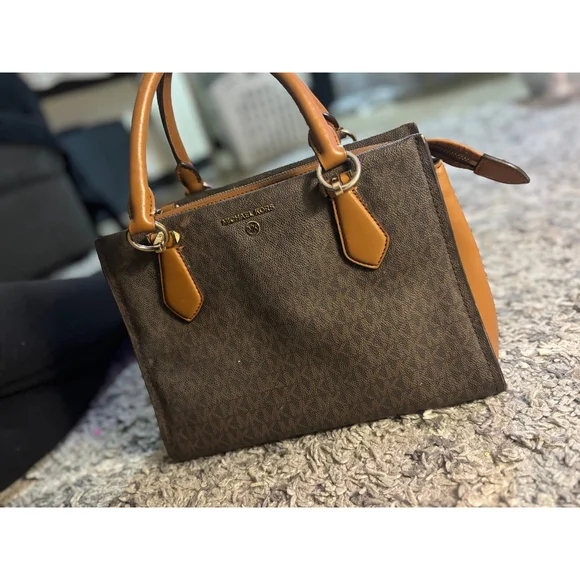 Michael Kors Marilyn bag - Picture 2 of 9